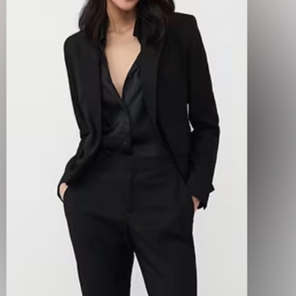 Banana Republic Wool Black Stretch 2 Button Fitted Blazer Suit Jacket Size 2 - Picture 2 of 10